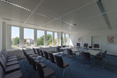 Foto des Sitzungssaals des Arbeitsgerichts Mannheim - Kammern Heidelberg